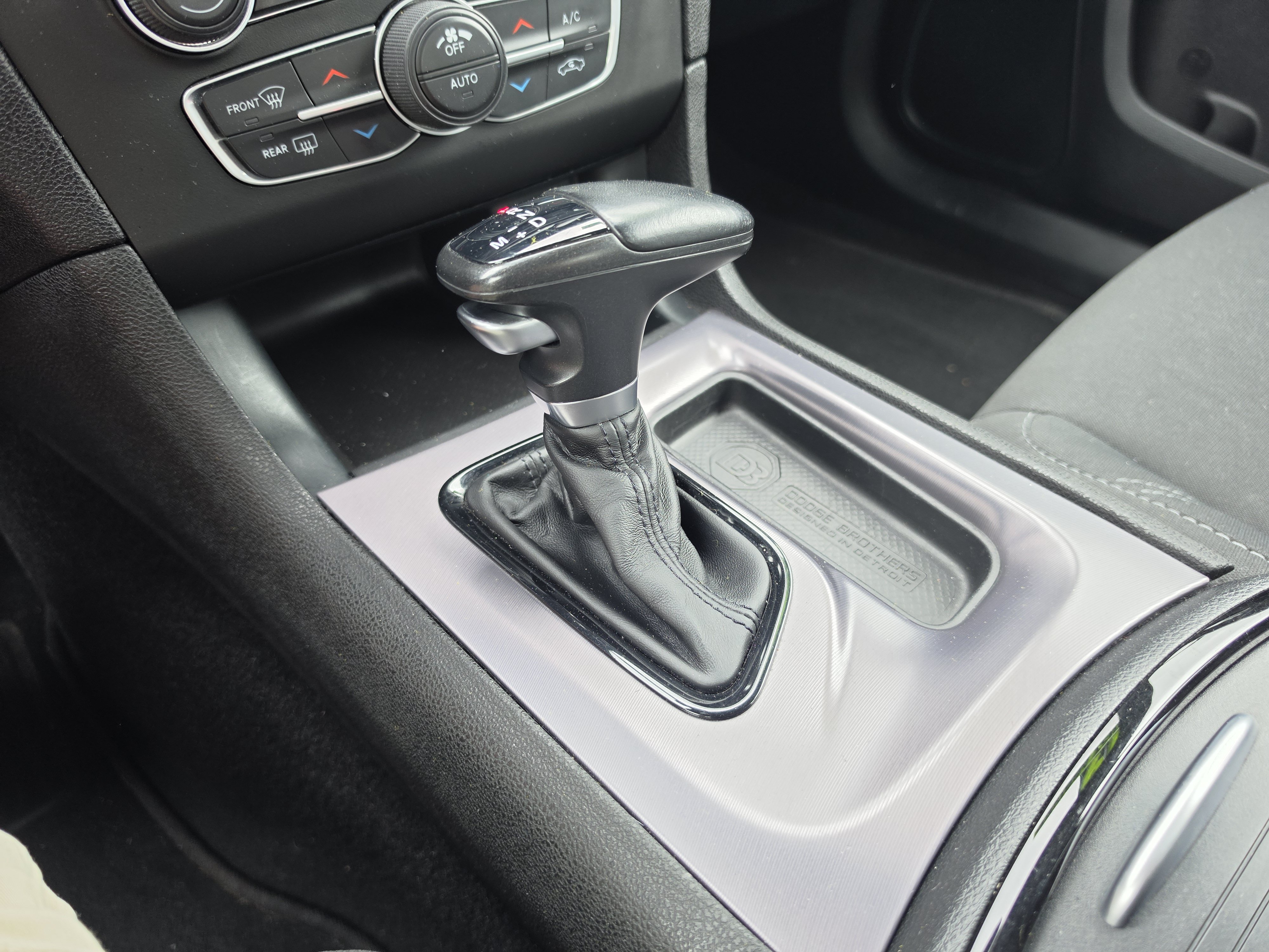 Used 2019 Dodge Charger SXT w/ Blacktop Package AWD/4WD image 24