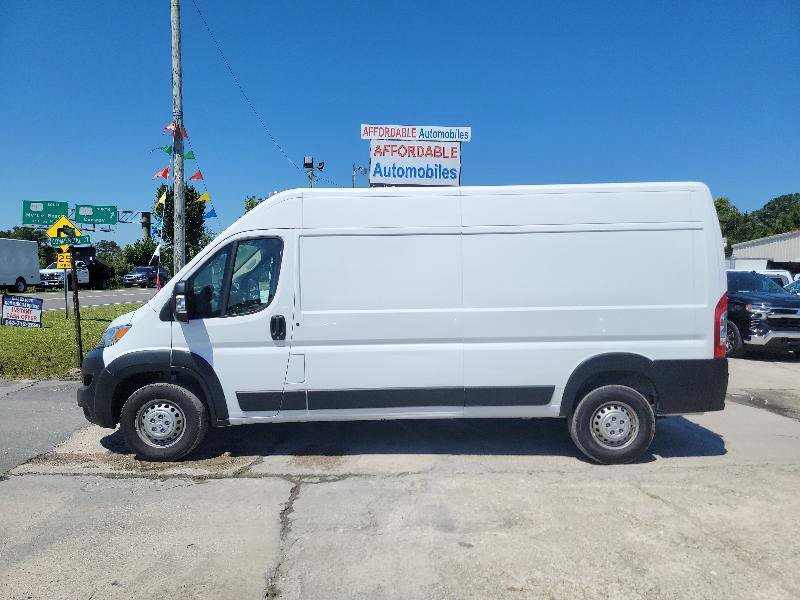 Used 2025 RAM ProMaster 2500 w/ Convenience Group FWD image 4