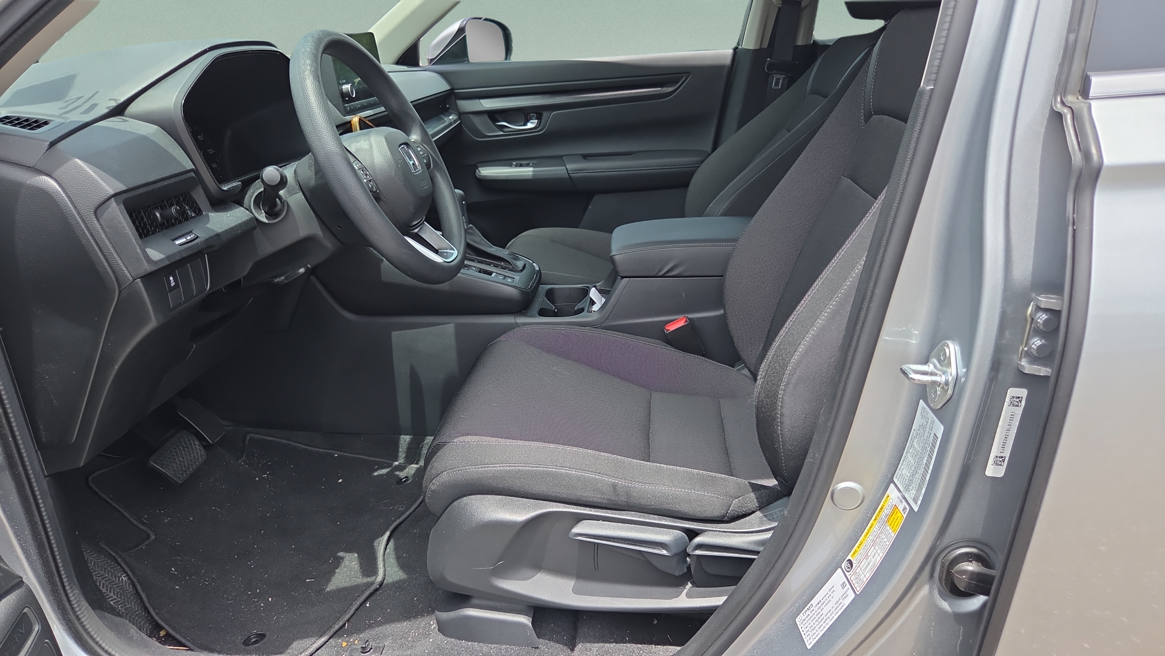 Certified 2025 Honda CR-V LX image 9