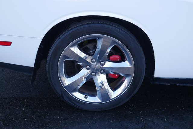 Used 2013 Dodge Challenger R/T Plus image 9