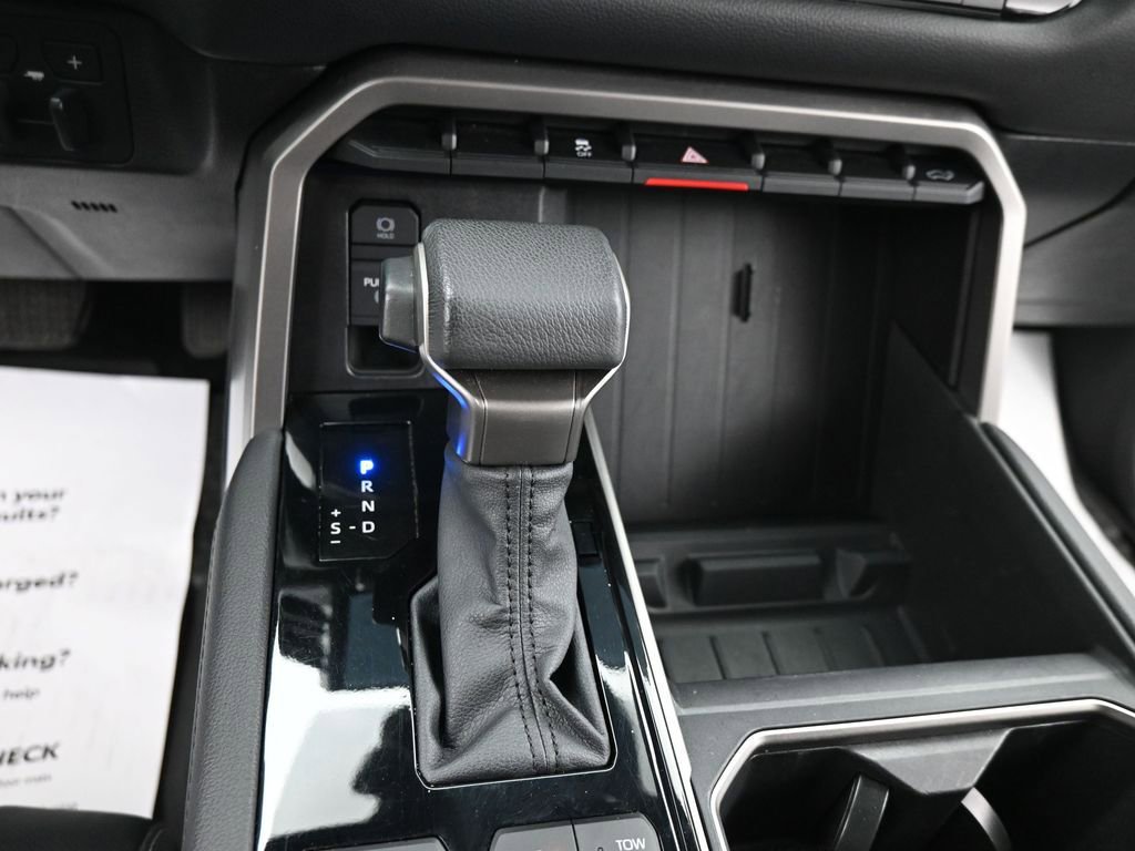Used 2026 Toyota Tundra Limited AWD/4WD image 22