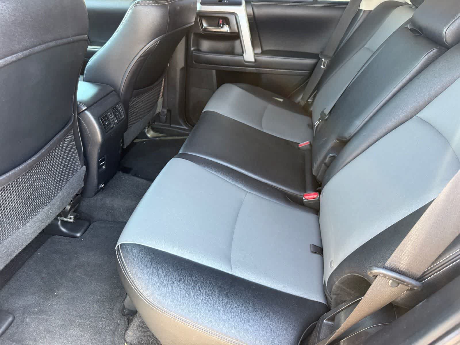 Used 2018 Toyota 4Runner SR5 Premium AWD/4WD image 9