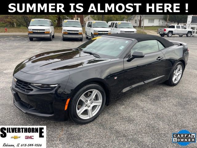 Used 2023 Chevrolet Camaro LT image 1