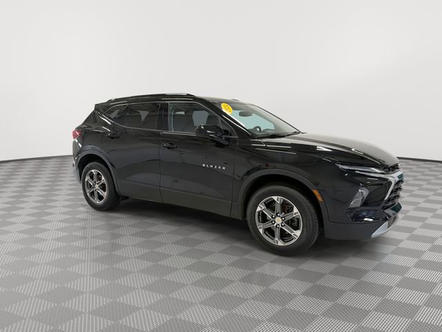 Certified 2024 Chevrolet Blazer LT w/ Convenience Package FWD image 13
