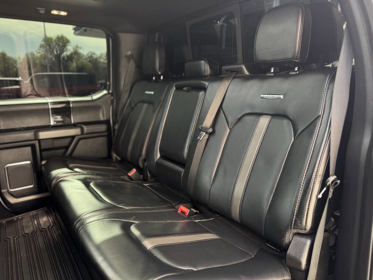 Used 2021 Ford F250 Platinum w/ FX4 Off-Road Package AWD/4WD image 33