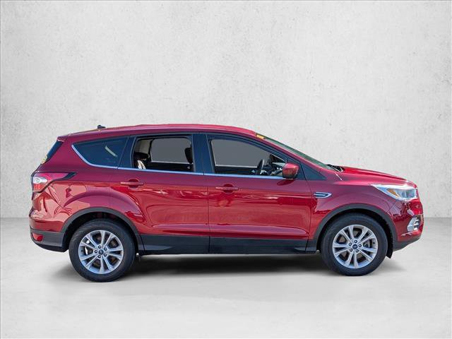 Used 2017 Ford Escape SE AWD/4WD image 5