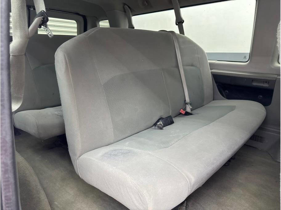 Used 2012 Ford E-350 and Econoline 350 XLT image 16