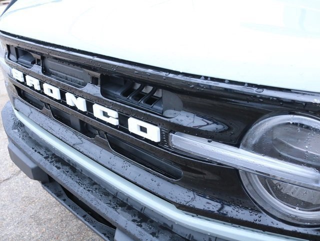 Used 2021 Ford Bronco Outer Banks image 10