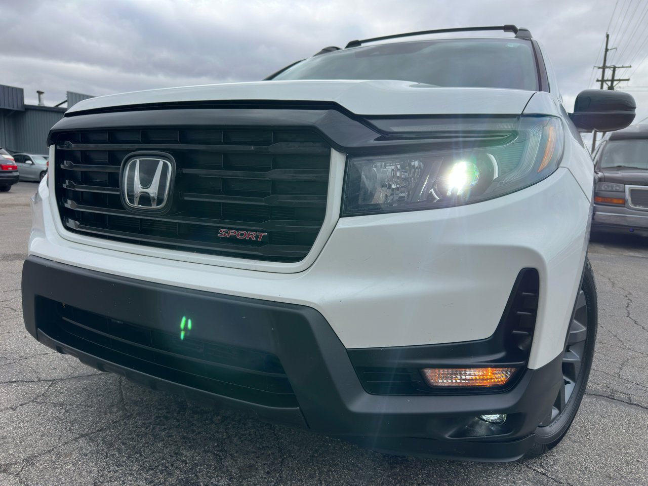 Used 2021 Honda Ridgeline Sport image 2