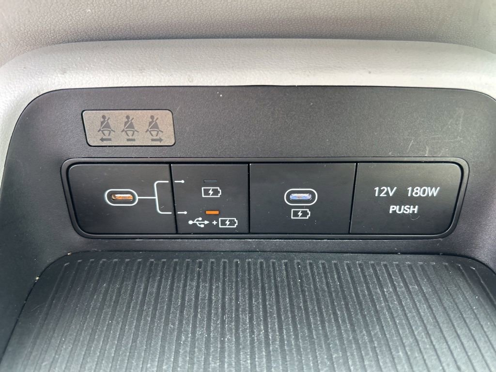 Used 2024 Hyundai Kona SEL image 35