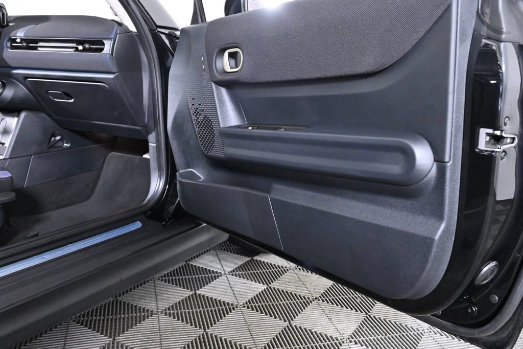 Certified 2025 MINI Cooper S FWD image 25