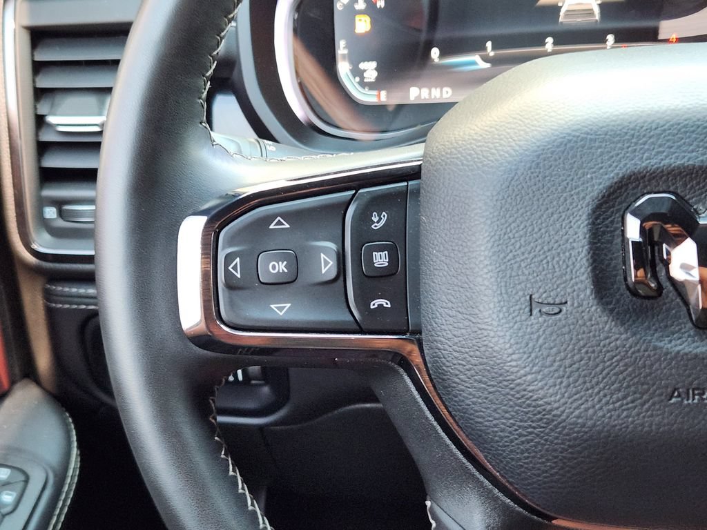 Used 2025 RAM 2500 Limited AWD/4WD image 17