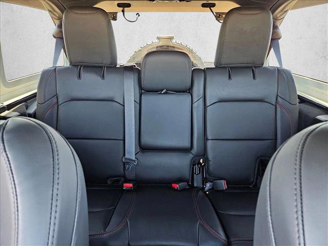 New 2026 Jeep Wrangler Unlimited Rubicon AWD/4WD image 15