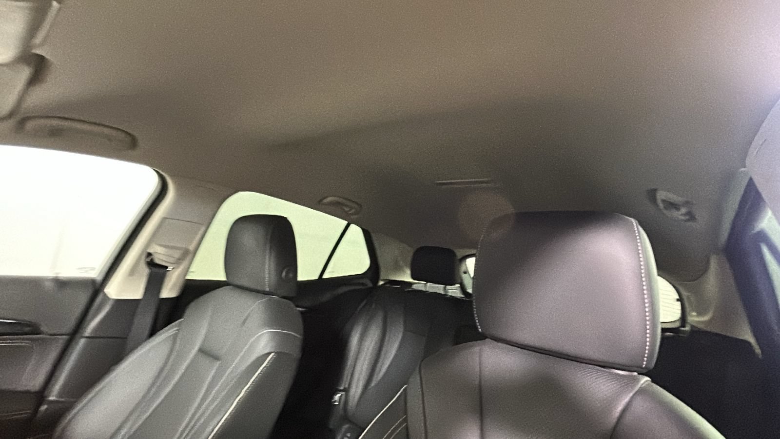 Used 2023 Buick Envision Essence AWD/4WD image 15