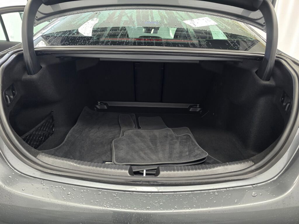 Used 2024 Mercedes-Benz C 300 4MATIC Sedan image 11