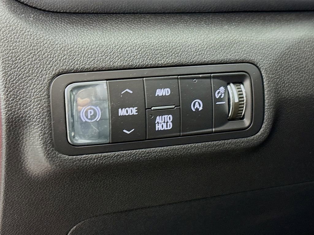 New 2026 GMC Terrain Denali w/ LPO, Black Badging Package image 10