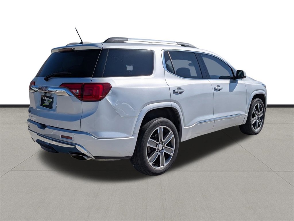 Used 2017 GMC Acadia Denali w/ Technology Package image 5