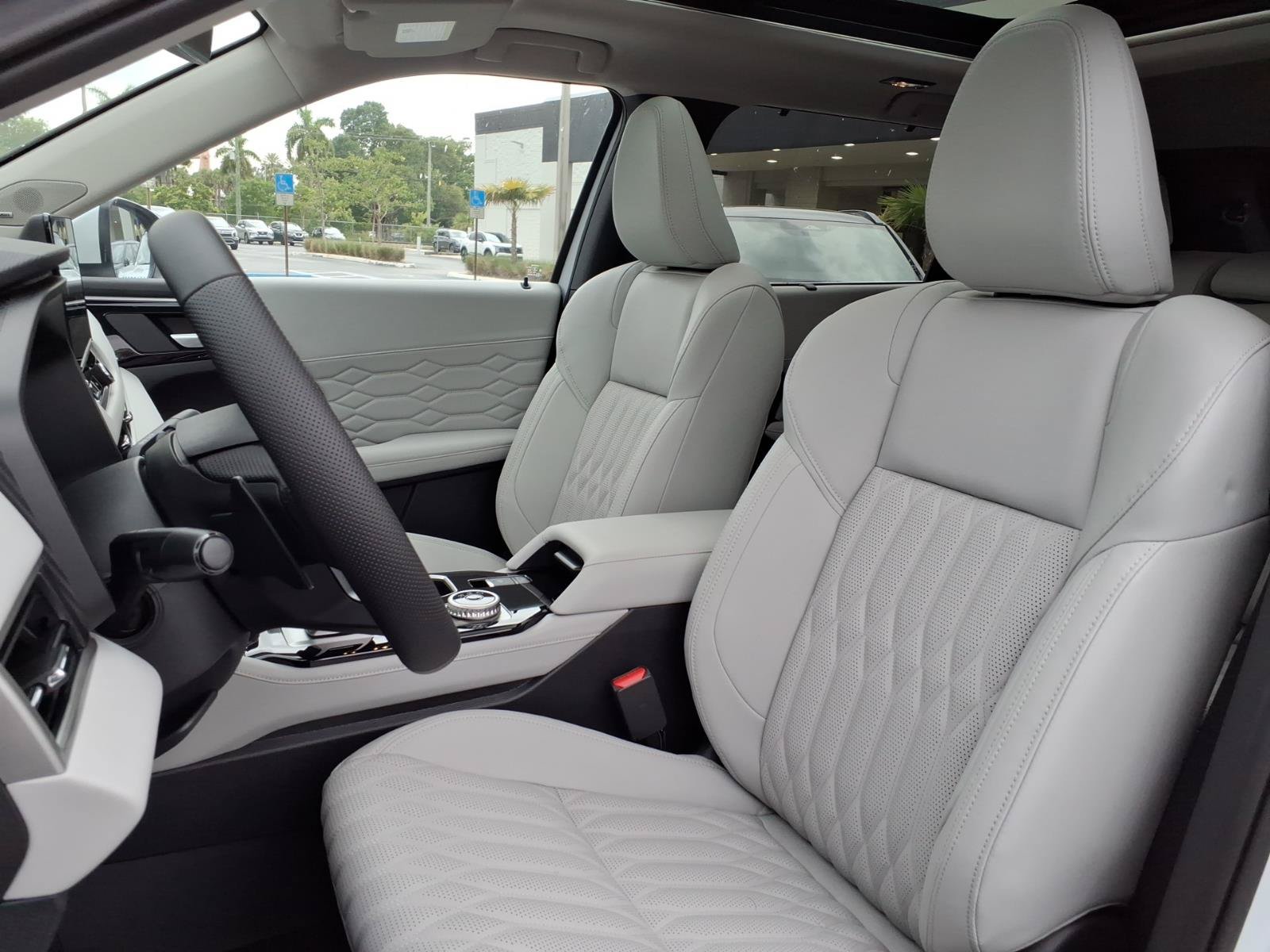 New 2026 Mitsubishi Outlander SEL FWD image 4