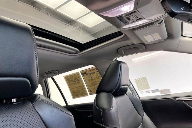 Used 2023 Toyota RAV4 Limited image 25