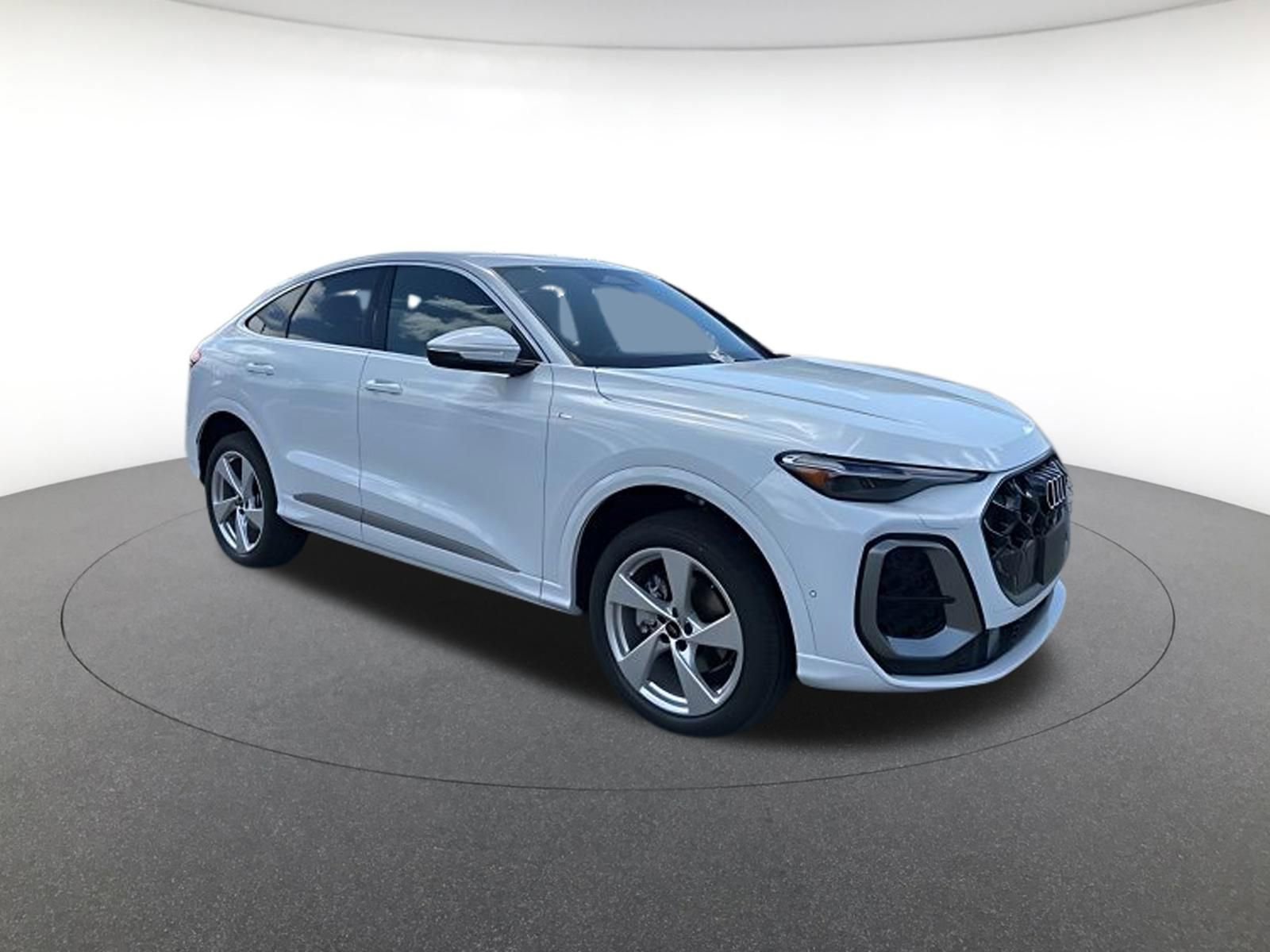 New 2026 Audi Q5 Premium Plus AWD/4WD image 1