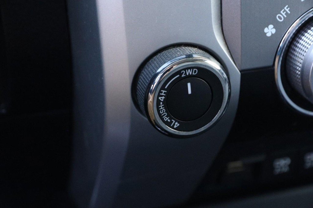 Used 2020 Toyota Tundra SR5 image 17