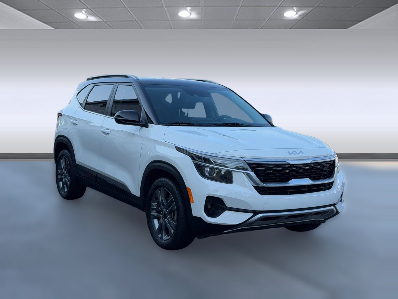 Used 2023 Kia Seltos S FWD image 7