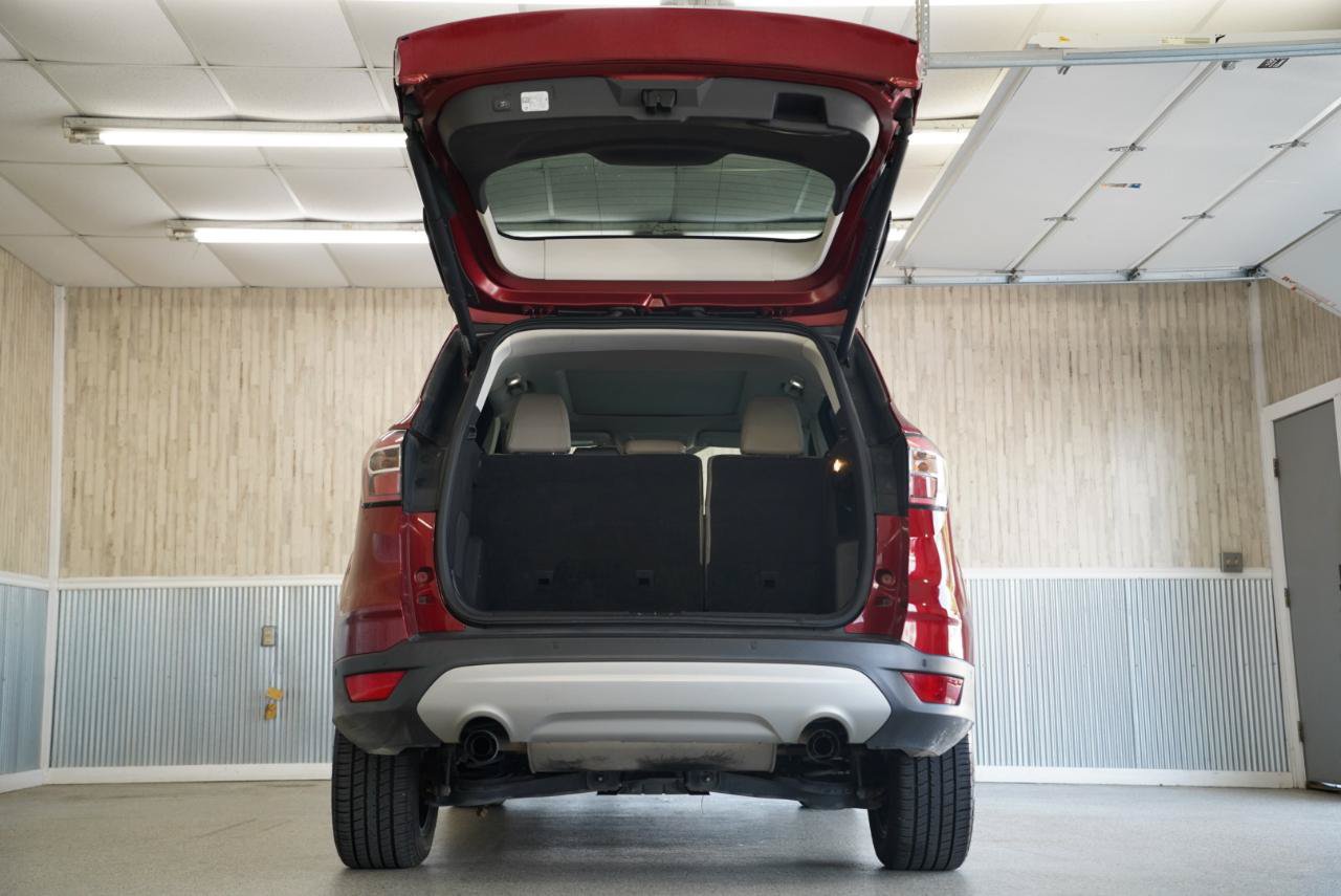 Used 2018 Ford Escape Titanium AWD/4WD image 40