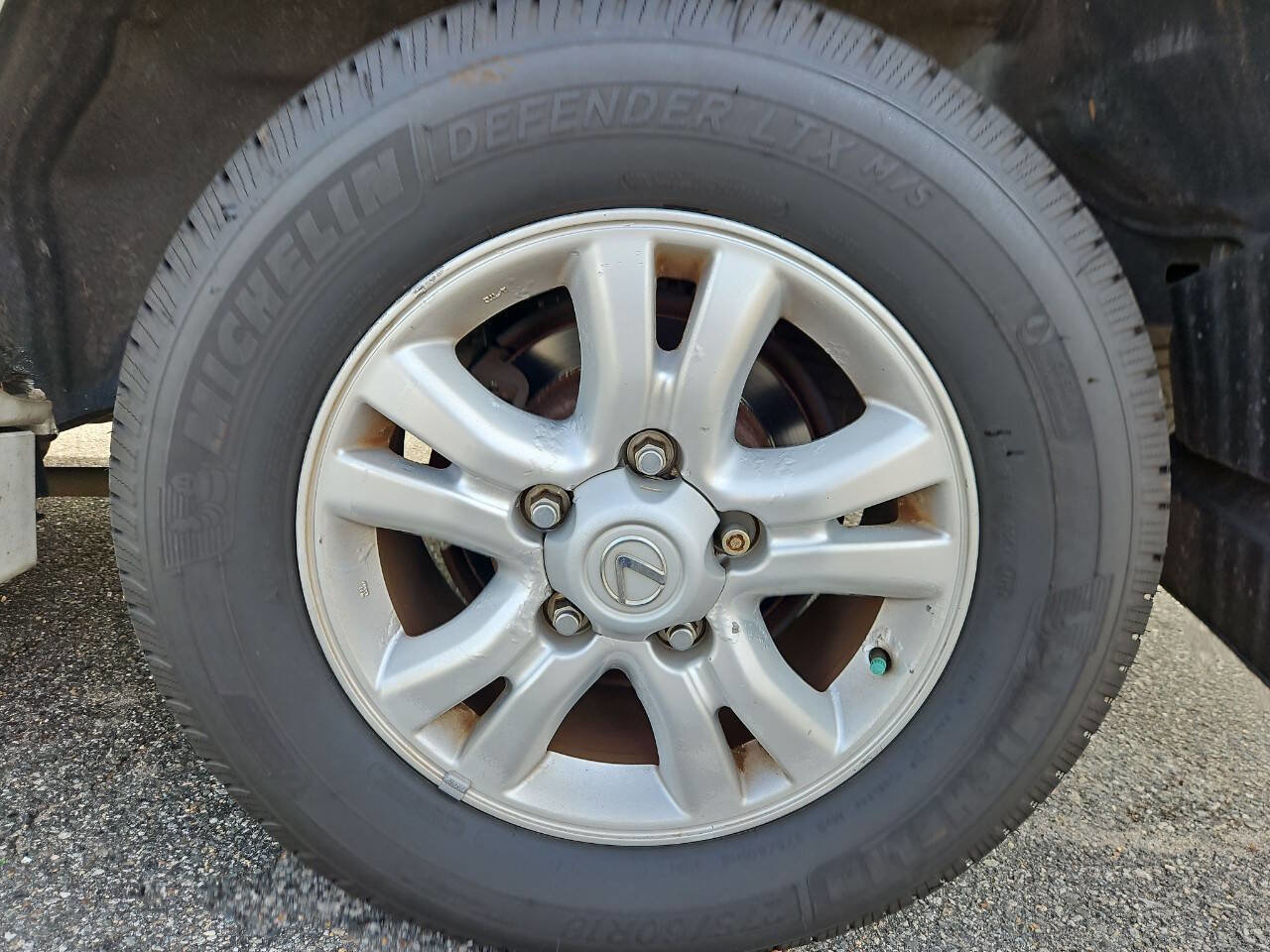 Used 2003 Lexus LX 470 4WD image 22