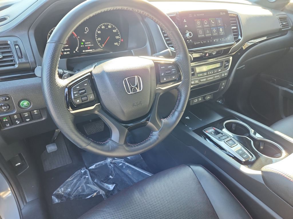 Used 2024 Honda Ridgeline Black Edition image 14
