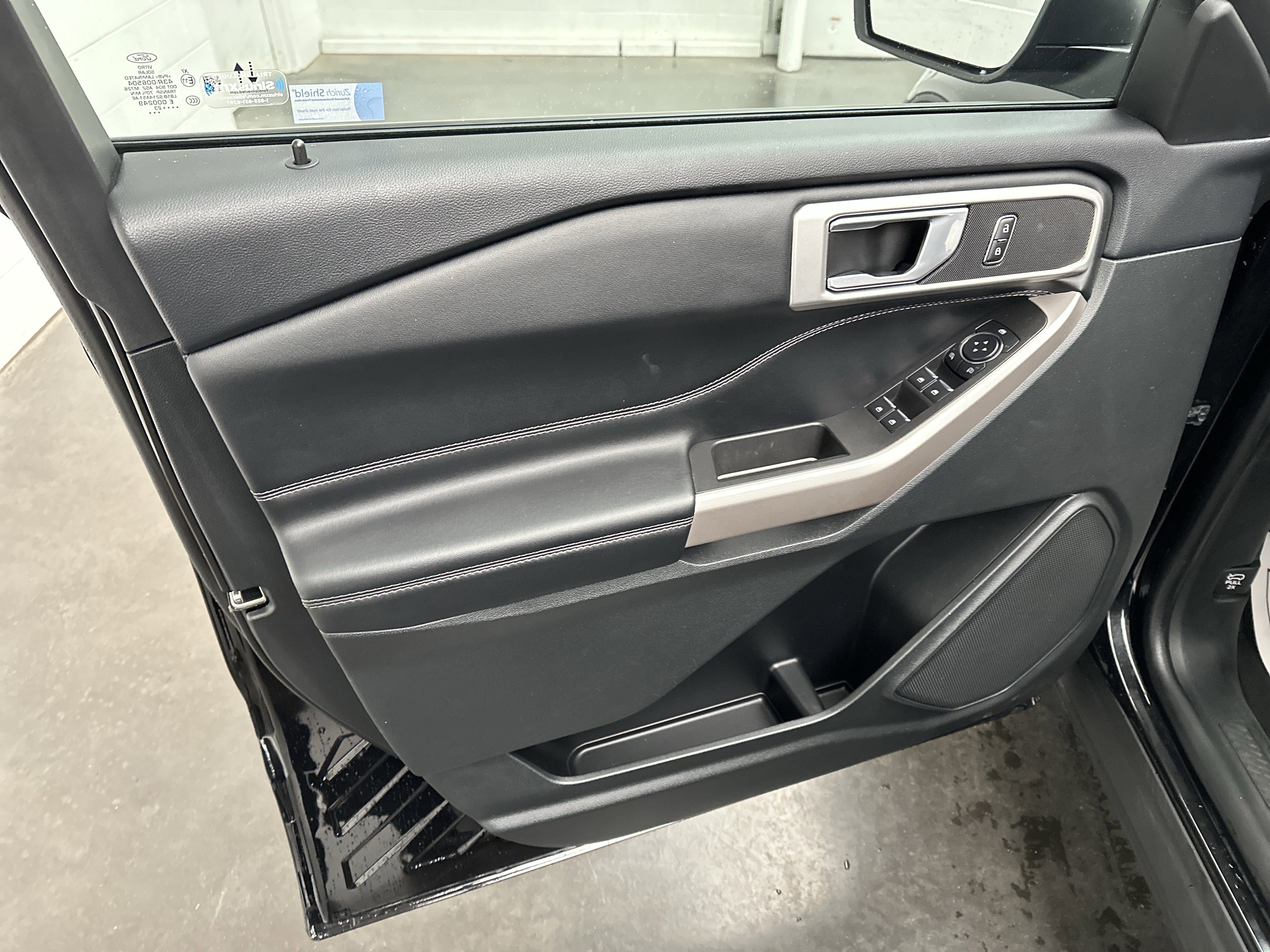 Used 2023 Ford Explorer XLT w/ Equipment Group 202A image 20