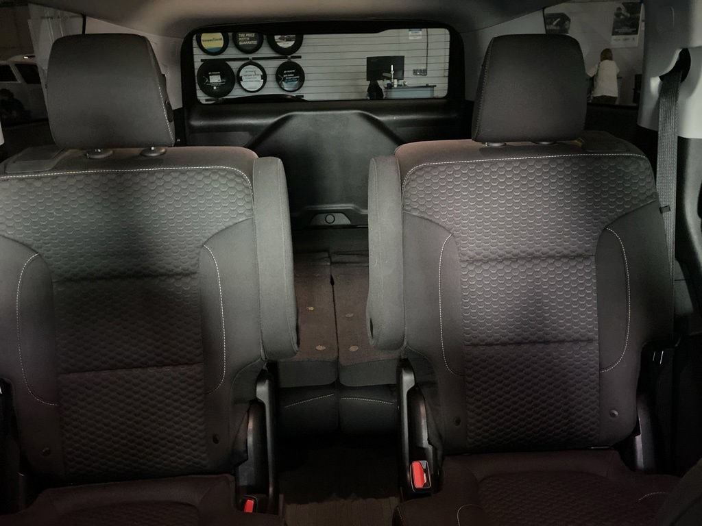 Used 2019 GMC Acadia SLE w/ LPO, Black Accent Package AWD/4WD image 14