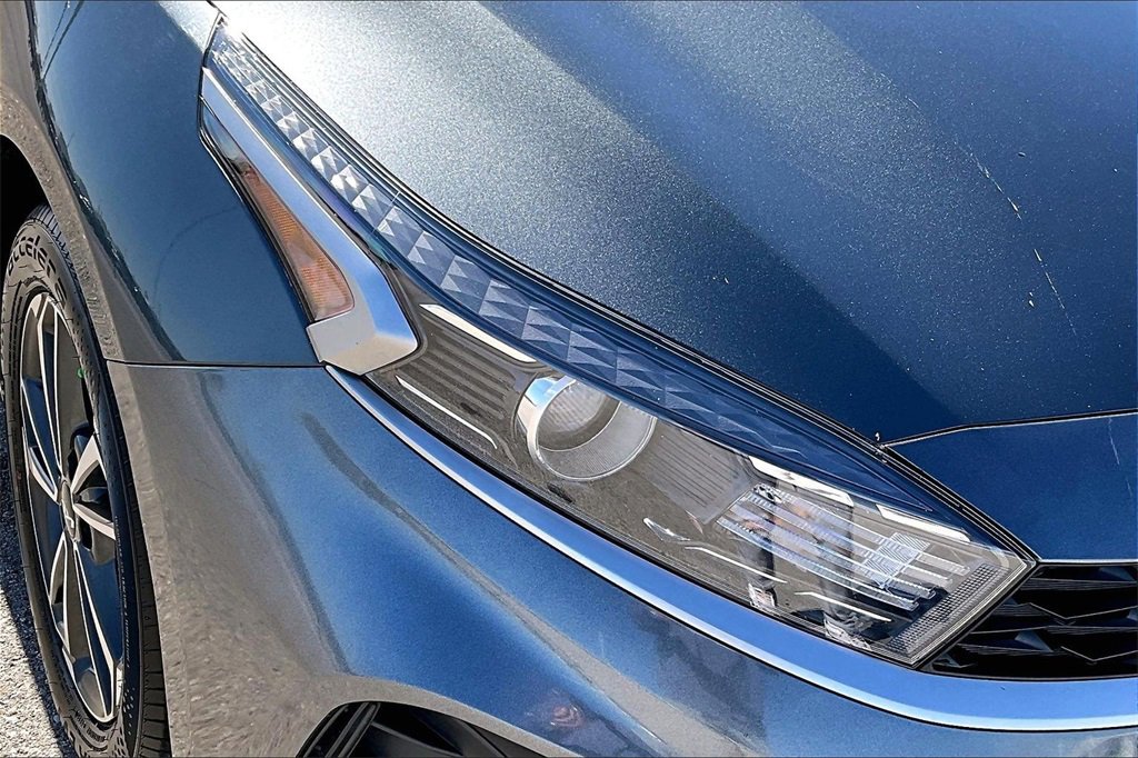 Used 2024 Kia Forte LXS w/ LXS Technology Package image 27