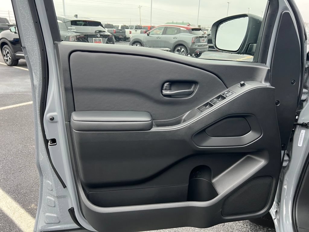 New 2026 Nissan Frontier SV w/ All-Weather Content Package AWD/4WD image 15