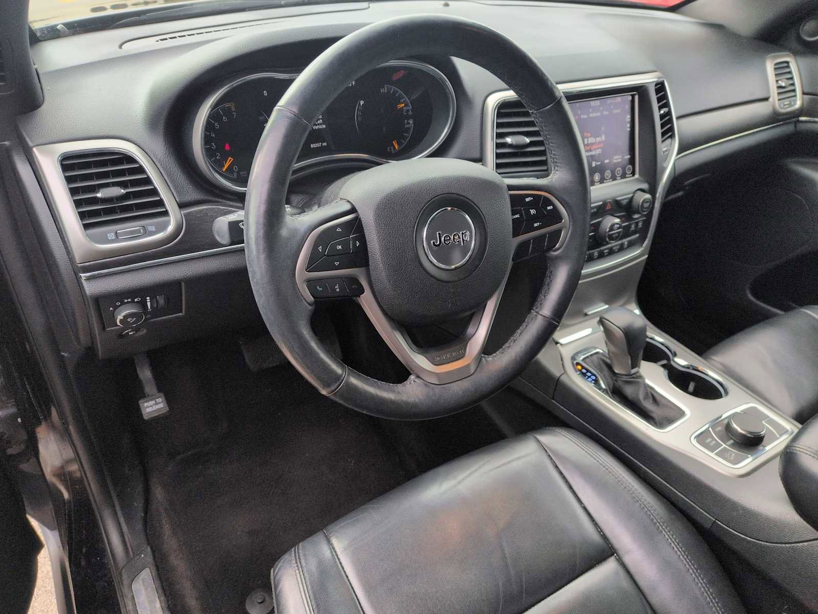 Used 2018 Jeep Grand Cherokee Limited image 2