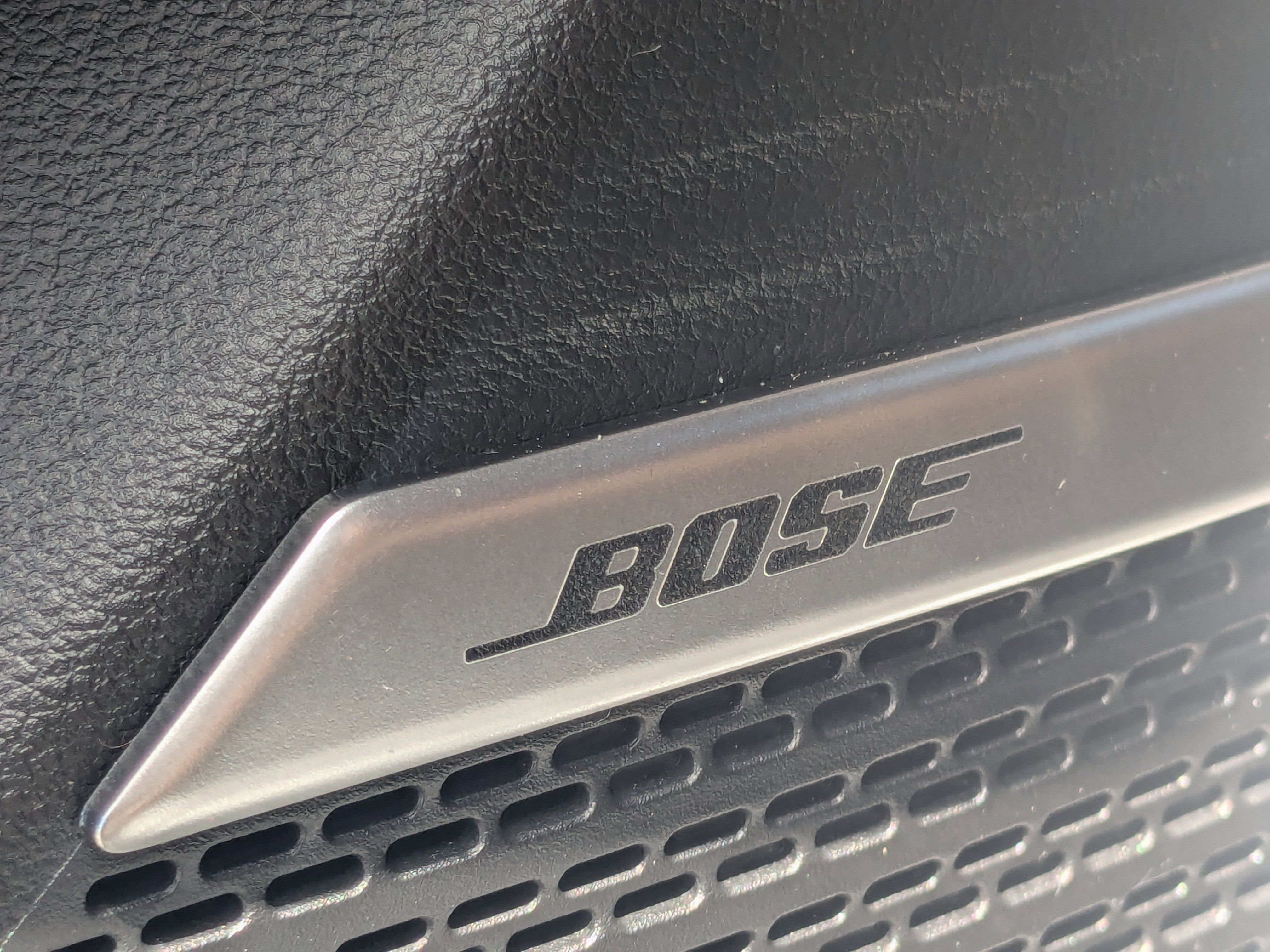 Used 2025 Hyundai Santa Fe Limited image 27