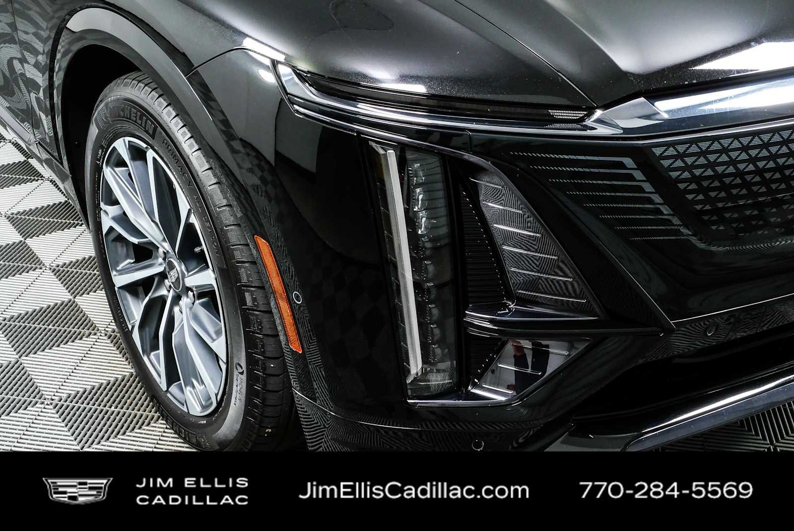 Certified 2024 Cadillac Lyriq Sport RWD image 37