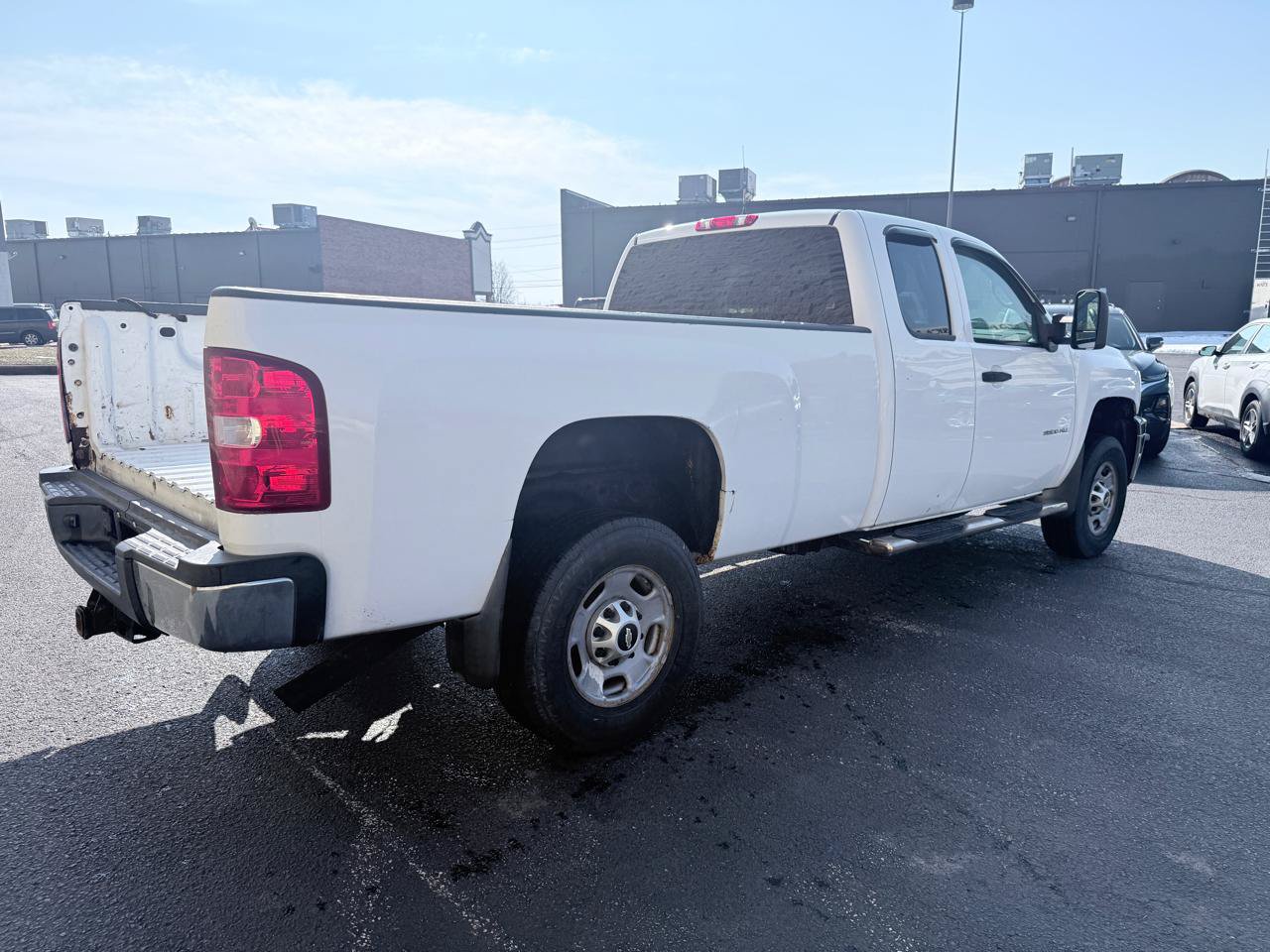 Used 2013 Chevrolet Silverado 2500 W/T AWD/4WD image 4