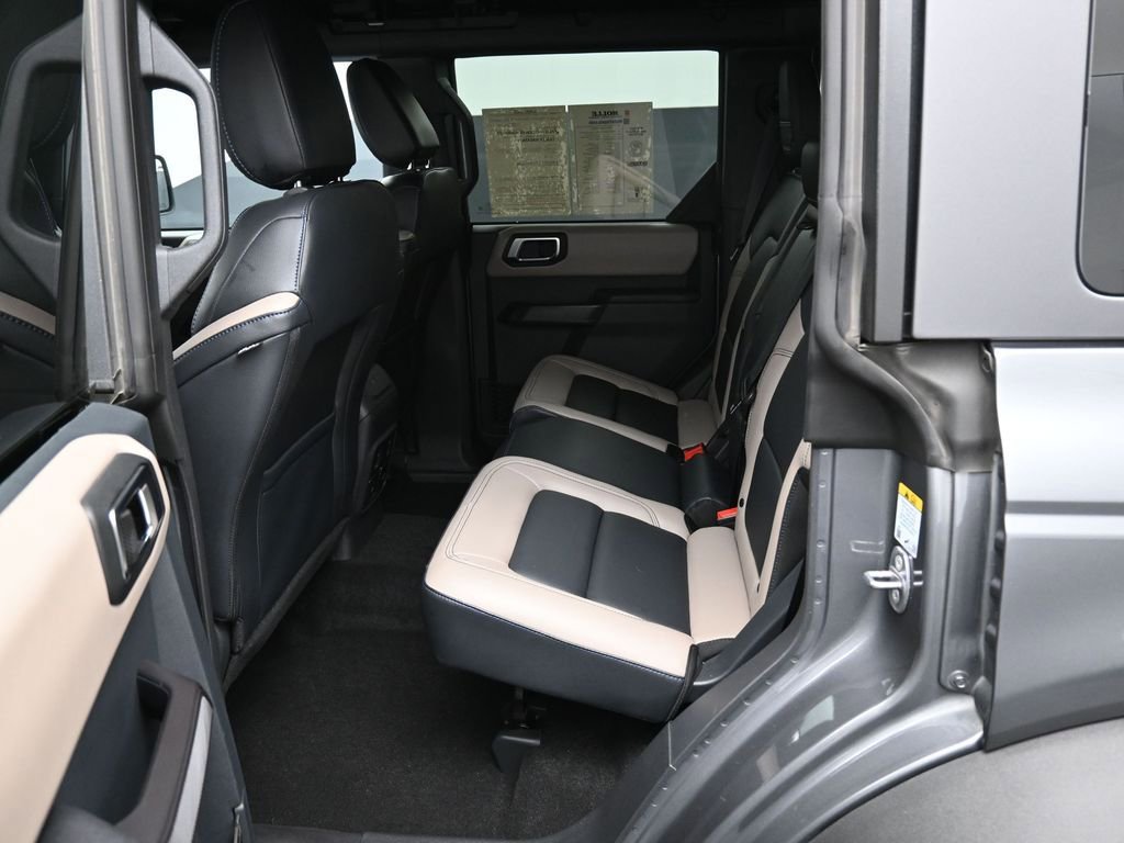 Used 2024 Ford Bronco Wildtrak image 30