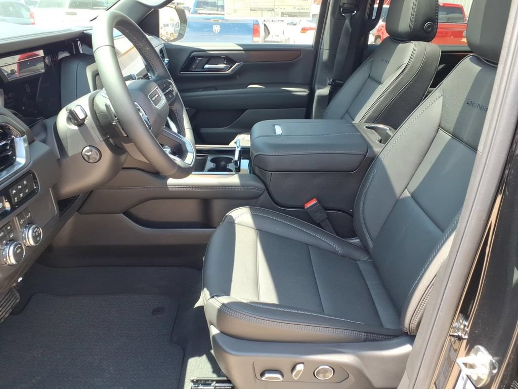 New 2026 GMC Yukon XL Denali w/ Sun & Power Step Package AWD/4WD image 15