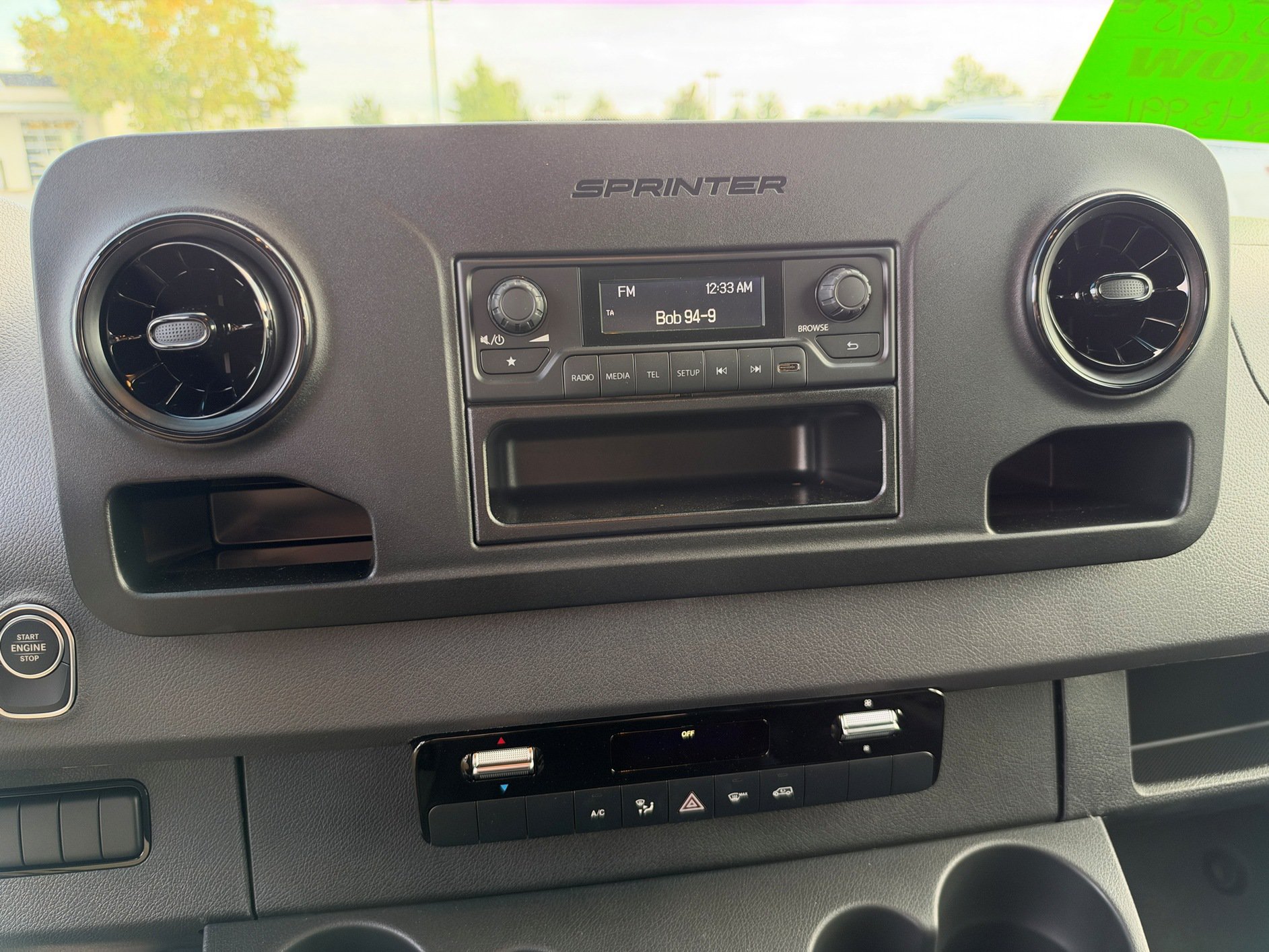 Used 2025 Mercedes-Benz Sprinter 2500 image 16