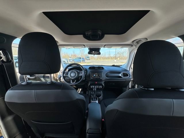 Used 2016 Jeep Renegade 75th Anniversary image 23