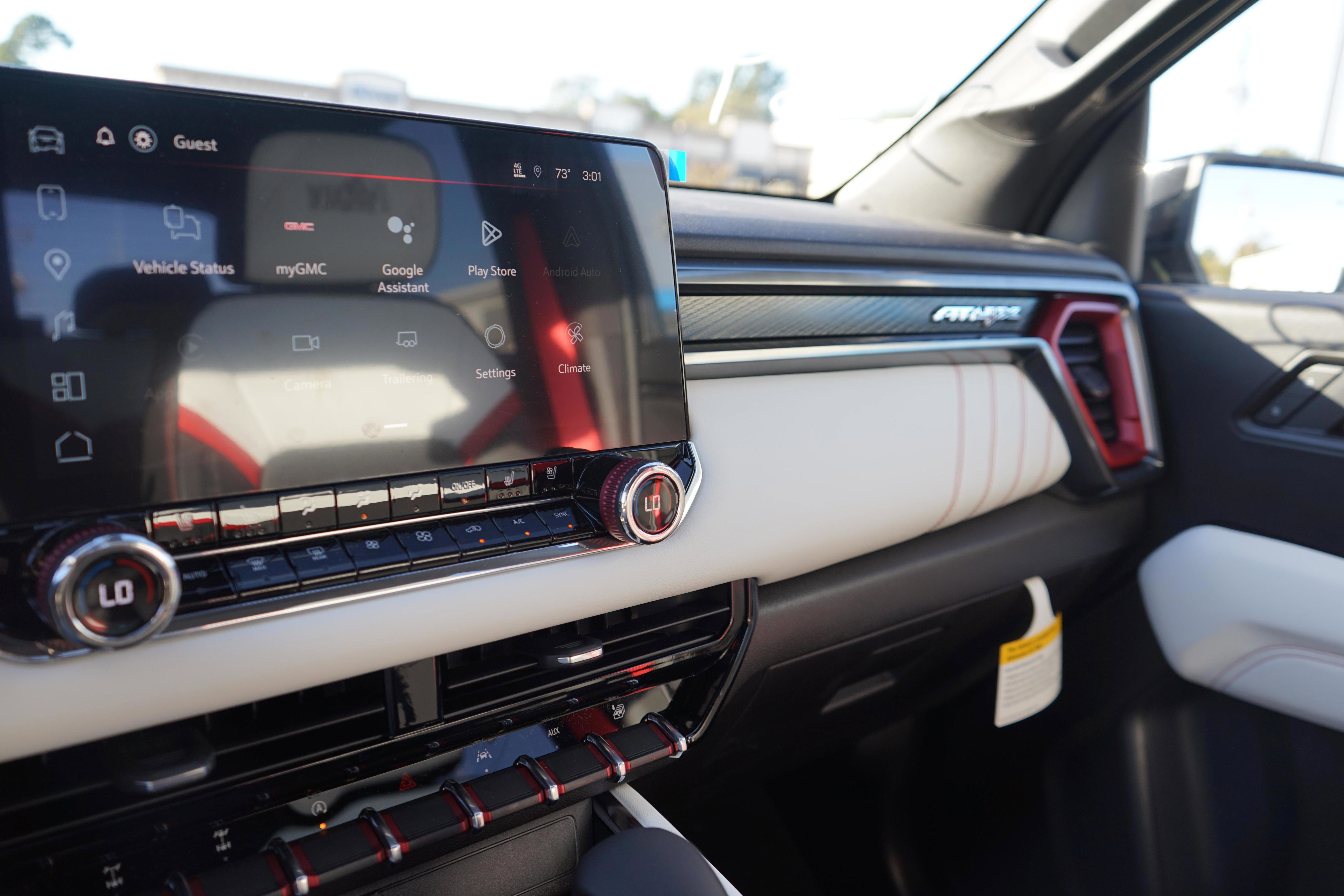 New 2026 GMC Canyon AT4X w/ AT4X AEV Edition image 16