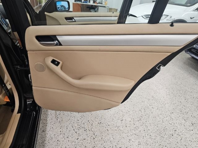 Used 2002 BMW 325i Sedan image 27