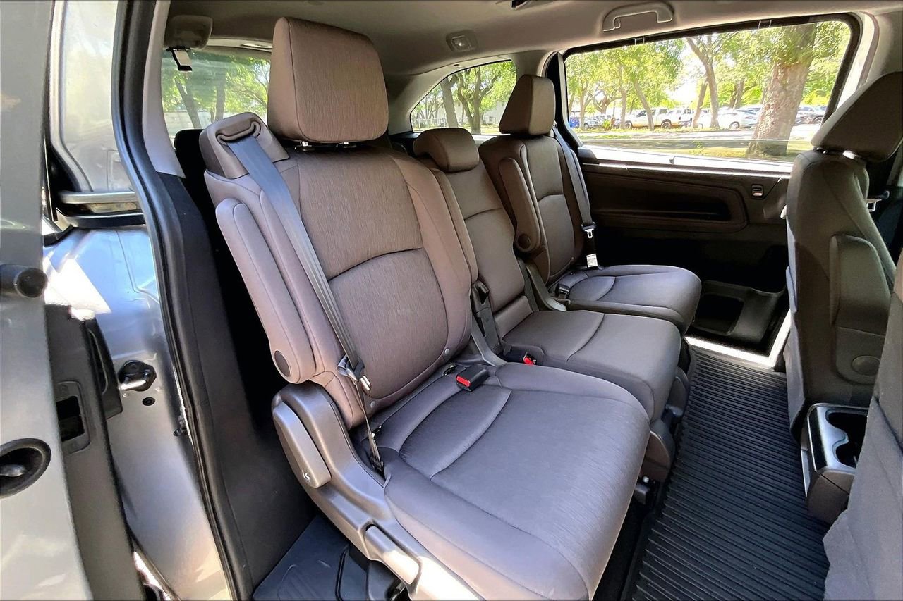 Used 2024 Honda Odyssey EX image 21