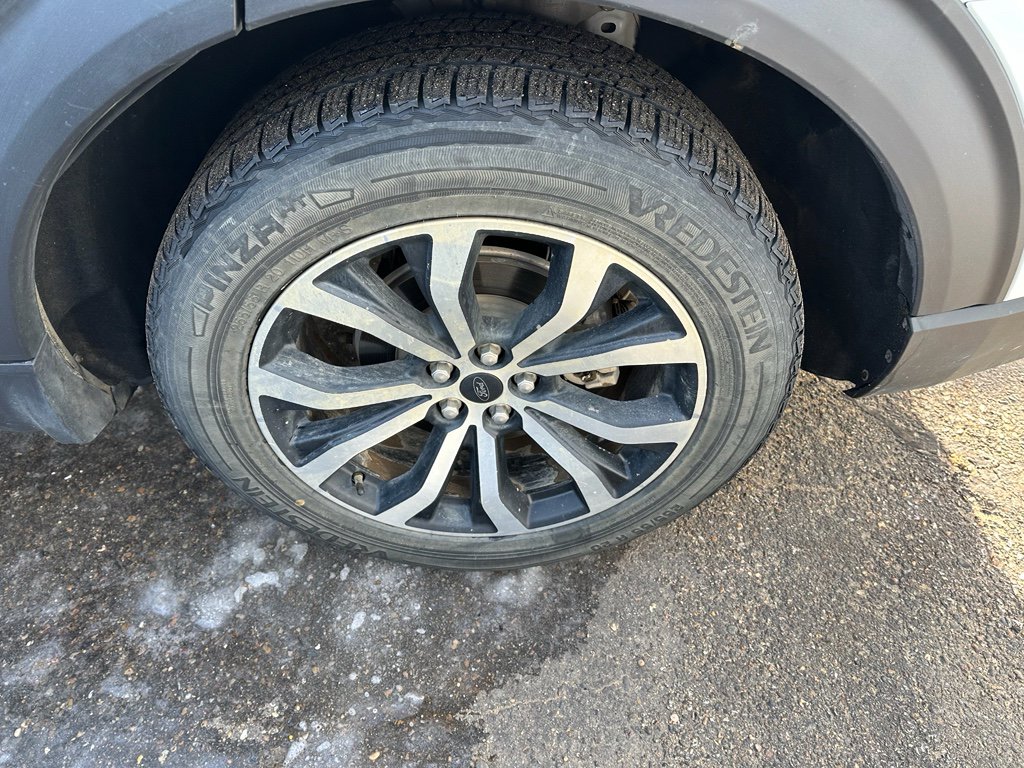 Used 2020 Ford Explorer ST w/ Premium Technology Package image 20