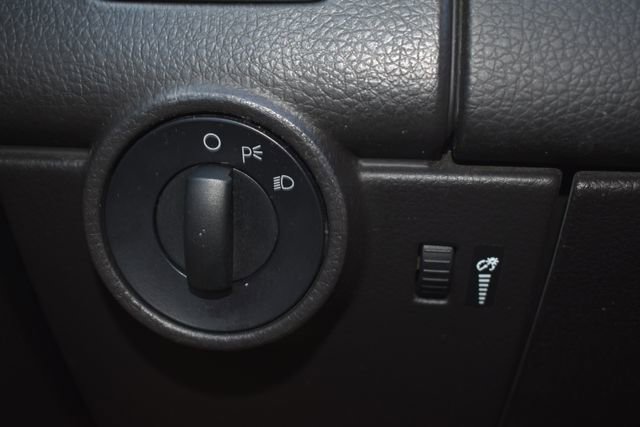 Used 2008 Ford Edge SE FWD image 11