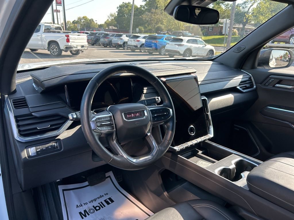 Used 2024 GMC Acadia Elevation image 29