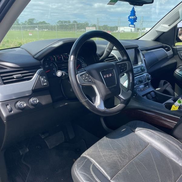 Used 2019 GMC Yukon SLT image 7