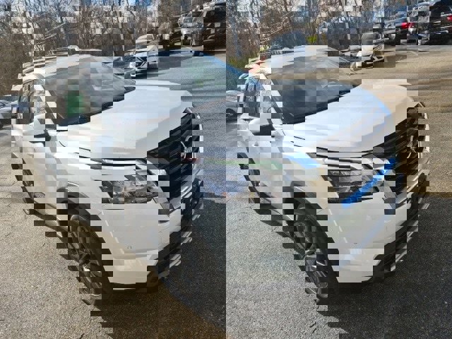 New 2025 Nissan Pathfinder SL image 4