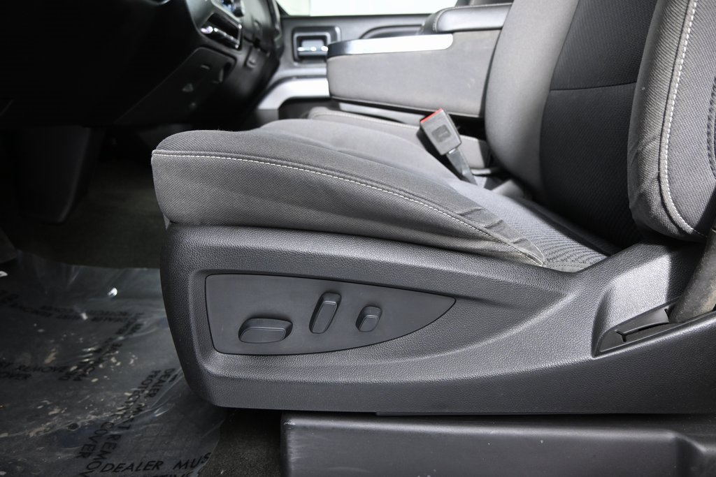 Used 2018 Chevrolet Silverado 1500 LT w/ All Star Edition image 21